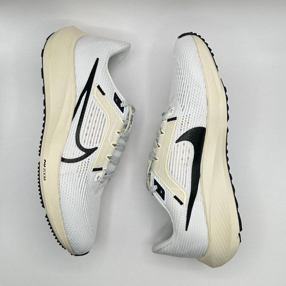 Women's Nike Air Zoom Pegasus 40 White Coconut Milk Sail Black Running Size 11 - Picture 8 of 12